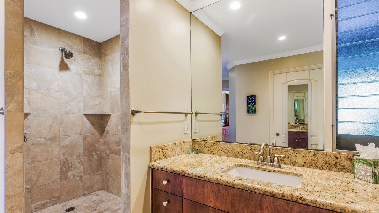 Photo of Bathroom in Kaanapali