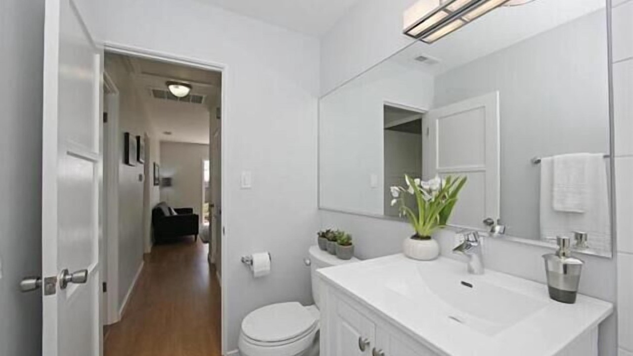 Photo of Bathroom in Townsite