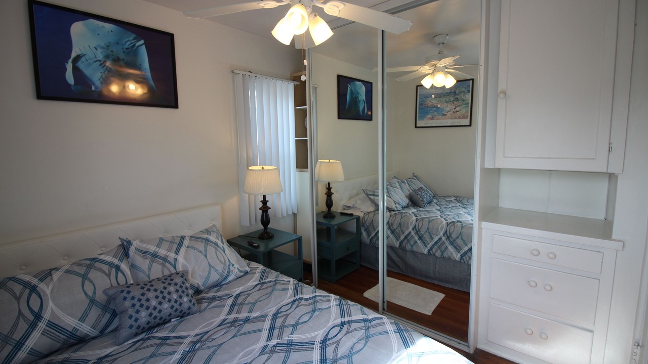 Photo of Bedroom in Mission Beach