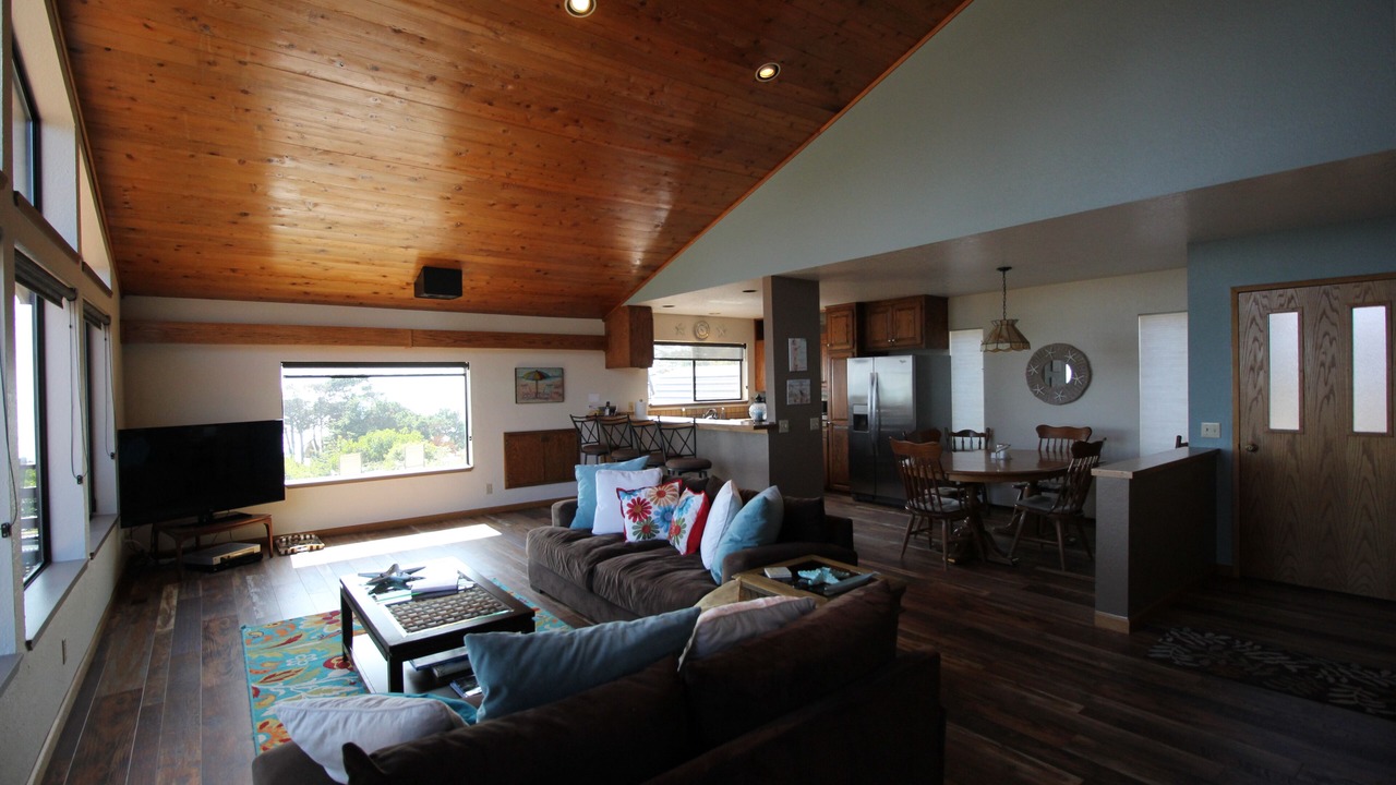 Photo of Livingroom in Gualala