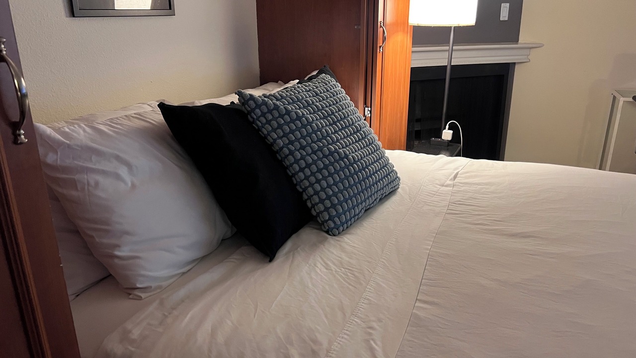 Photo of Bedroom in North Pacific Beach