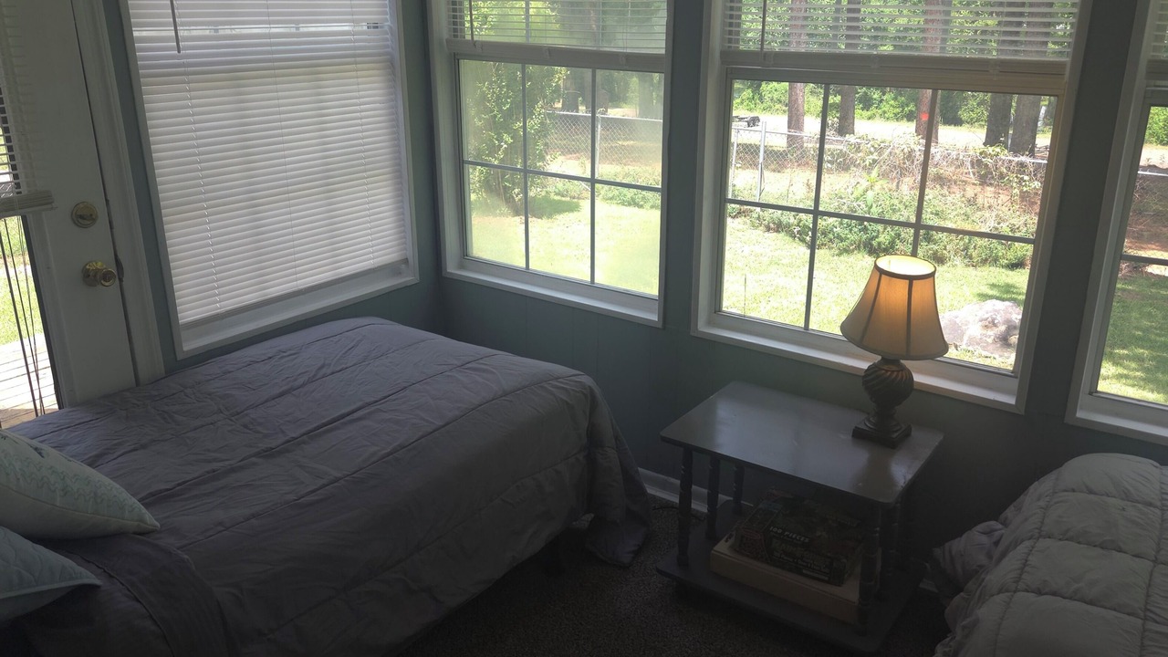 Photo of Bedroom in Alleene