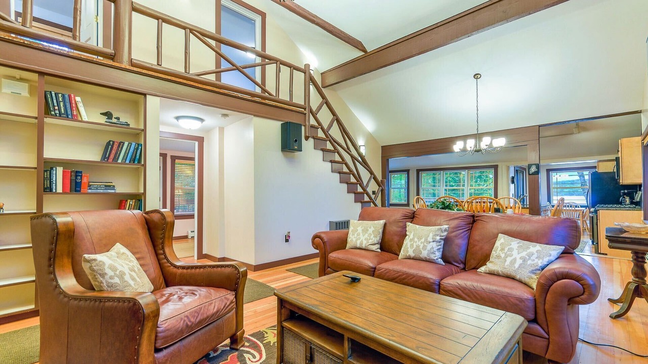 Photo of Livingroom in Lucerne-in-Maine