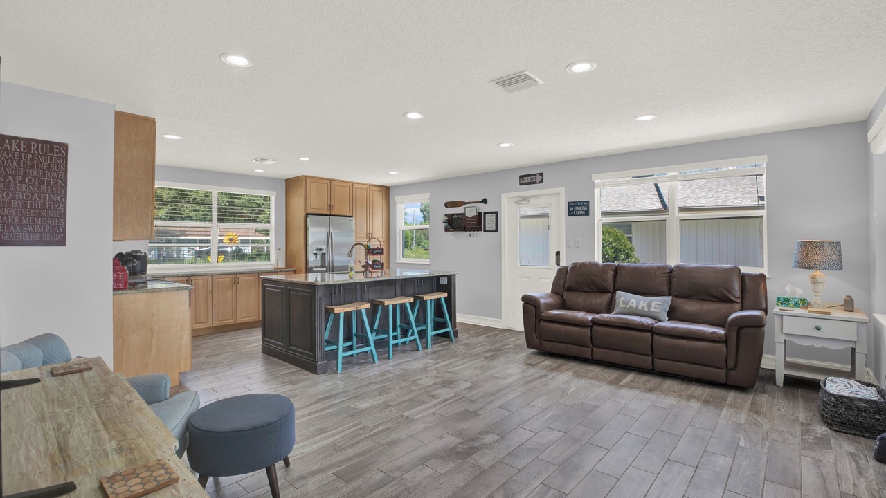 Photo of Livingroom in Odessa