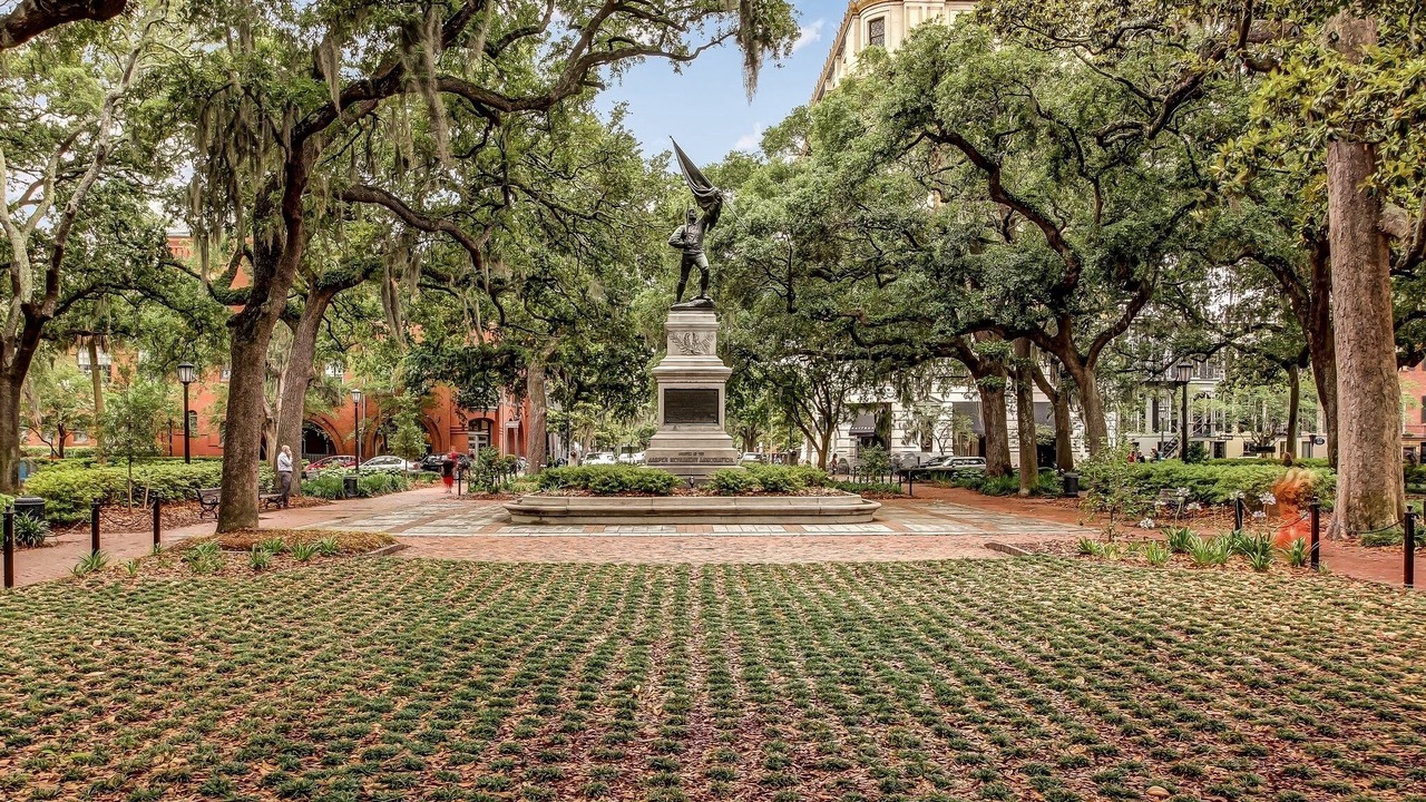 Photo of Others in Historic Downtown Savannah