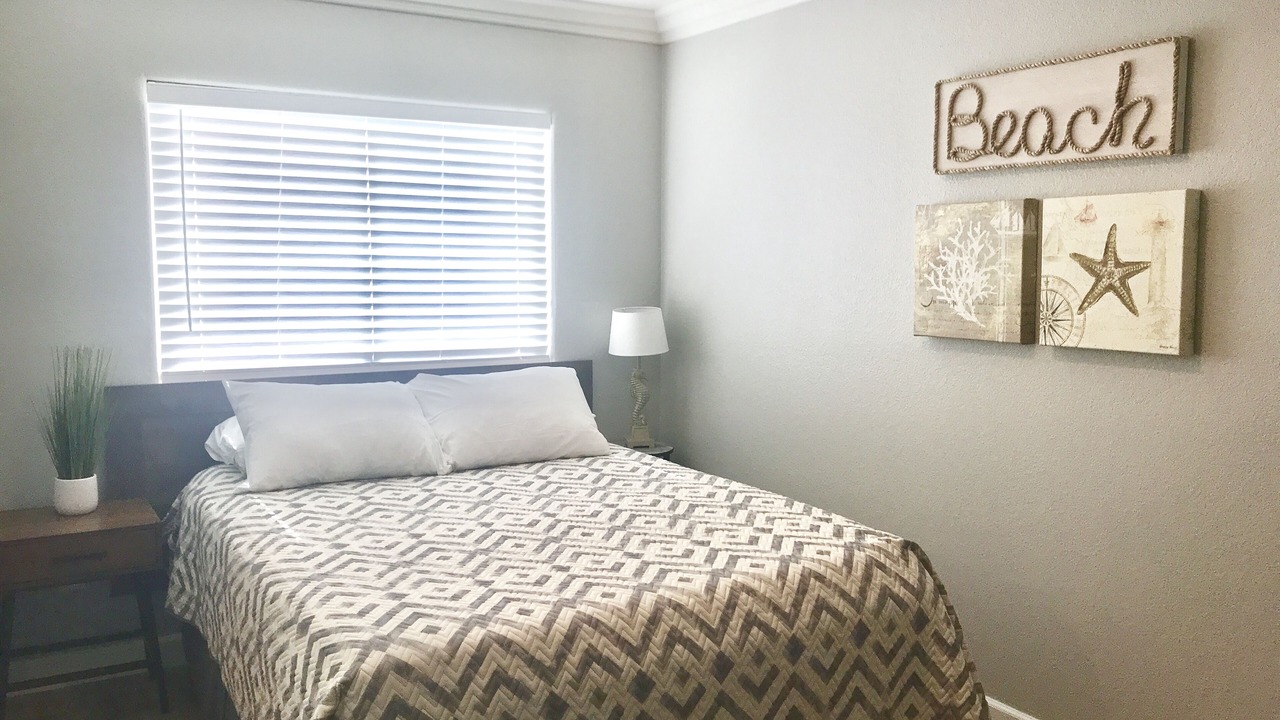 Photo of Bedroom in Mission Beach