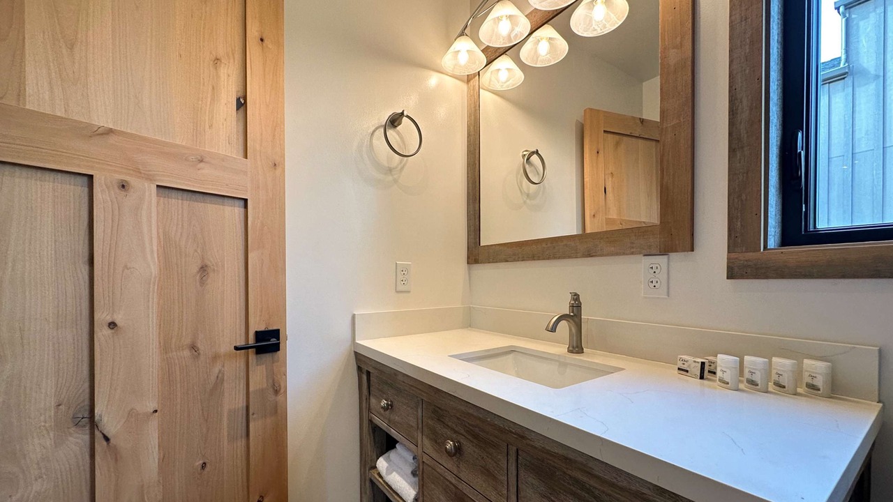 Photo of Bathroom in Sea Ranch