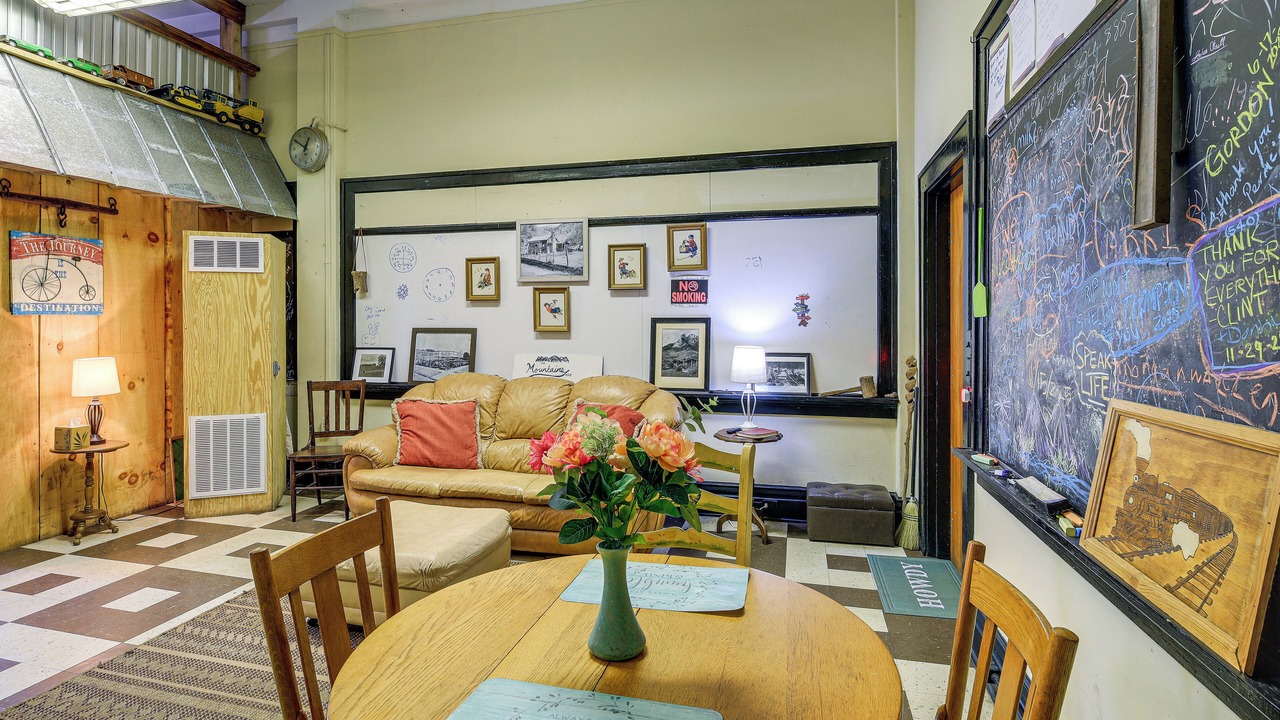 Photo of Livingroom in Wilcoe