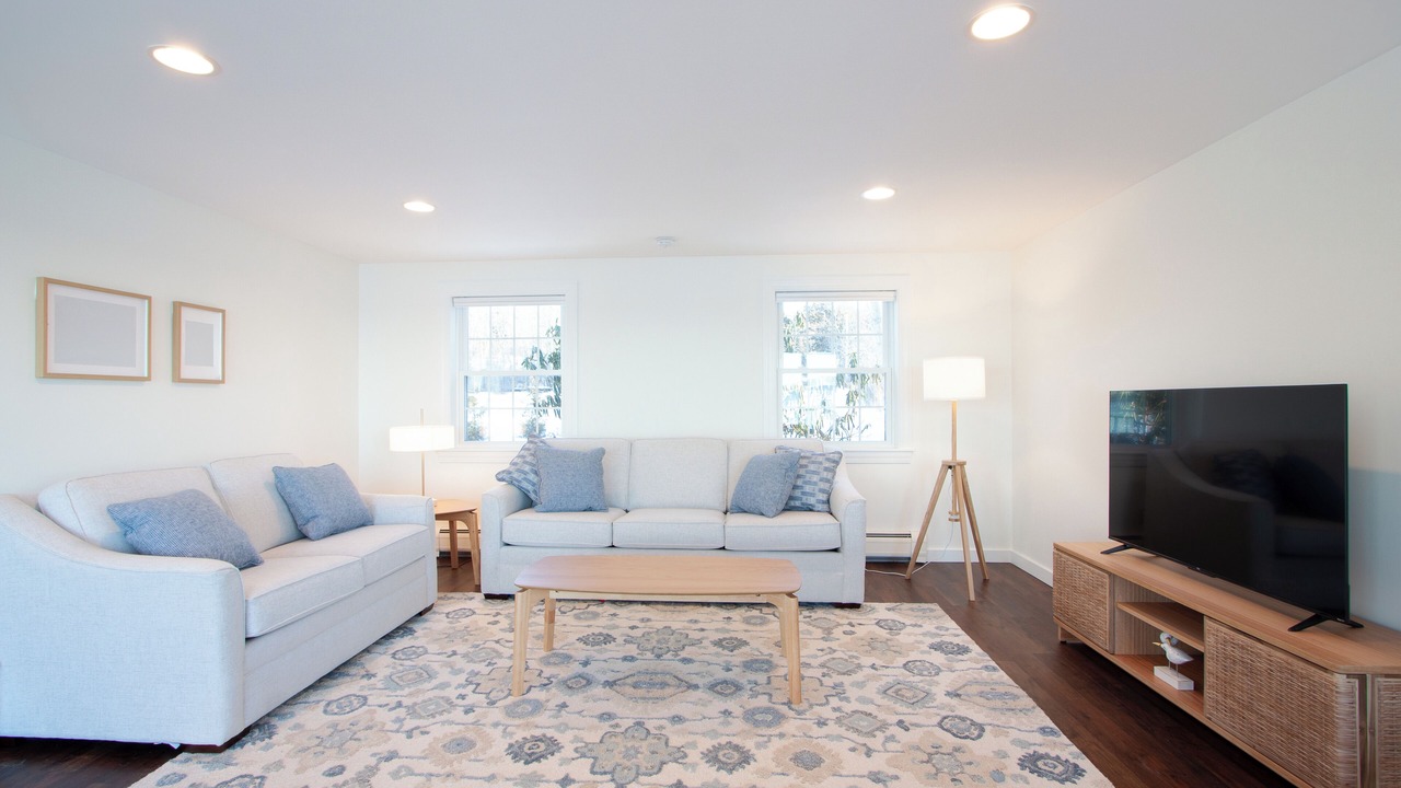 Photo of Livingroom in Brooklin