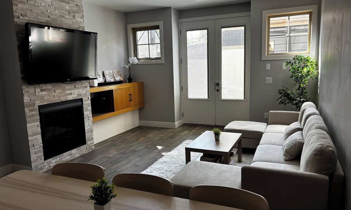Photo of Livingroom in Sunalta