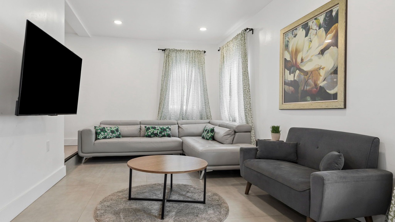 Photo of Livingroom in Tampa