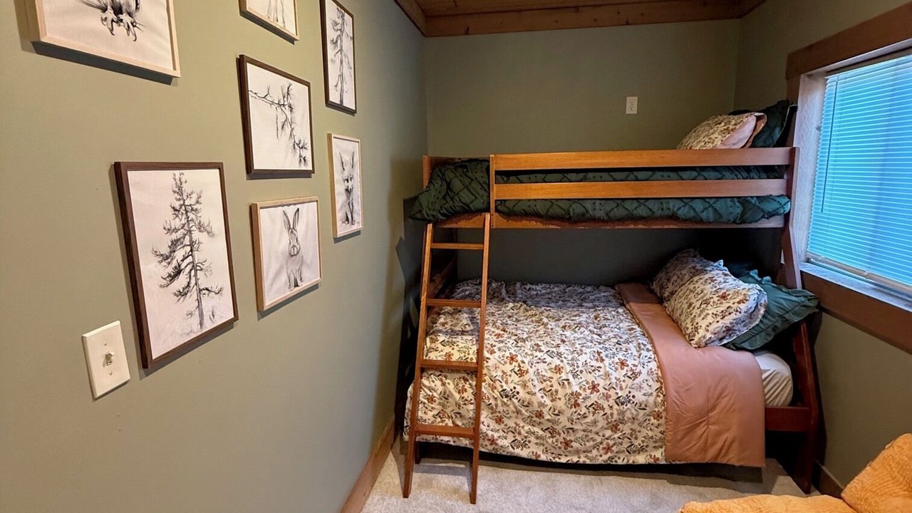 Photo of Bedroom in Winfield