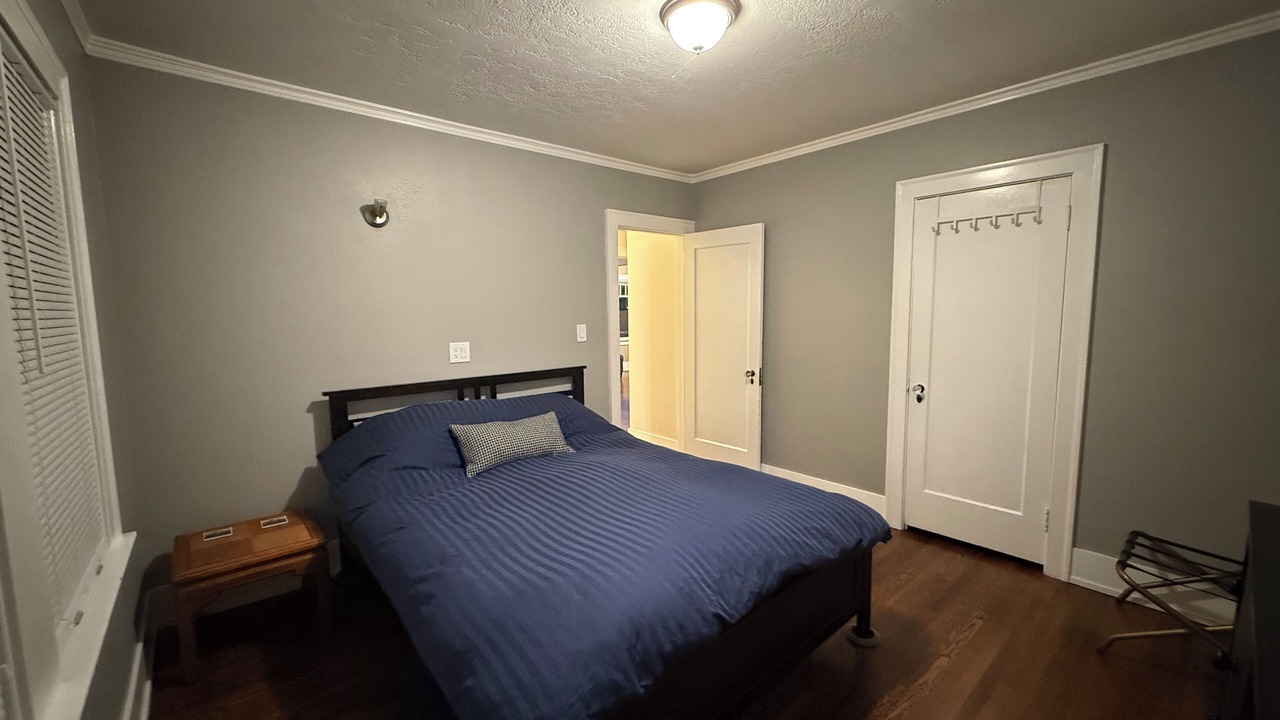Photo of Bedroom in Overlook