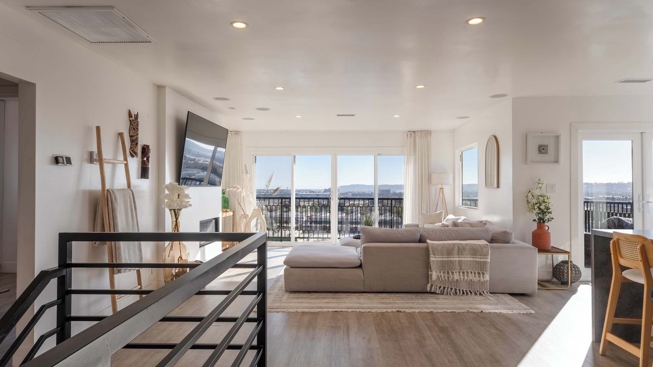 Photo of Livingroom in Mission Hills