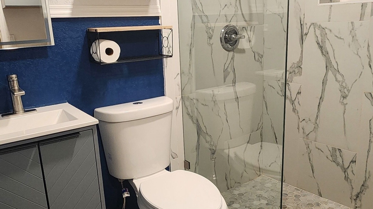 Photo of Bathroom in Temple Crest