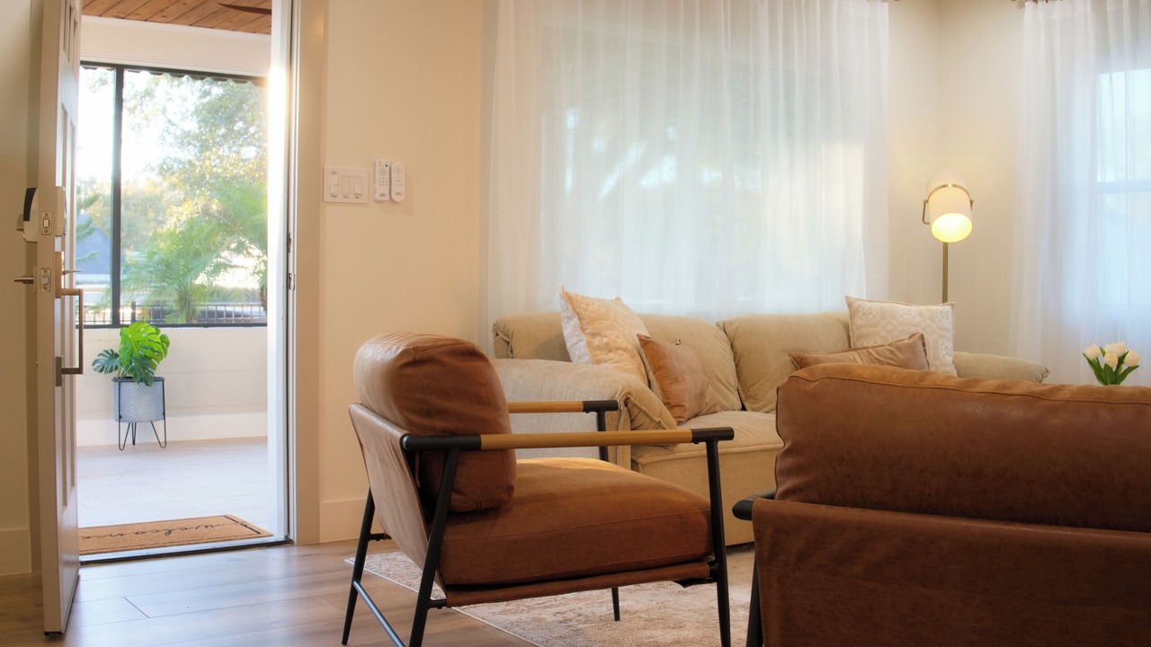 Photo of Livingroom in Seffner Community Alliance