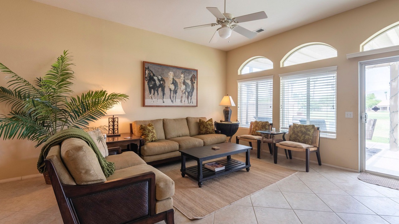 Photo of Livingroom in Indio