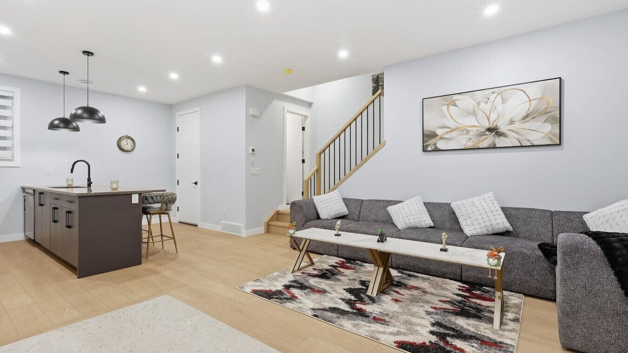 Photo of Livingroom in Mount Pleasant