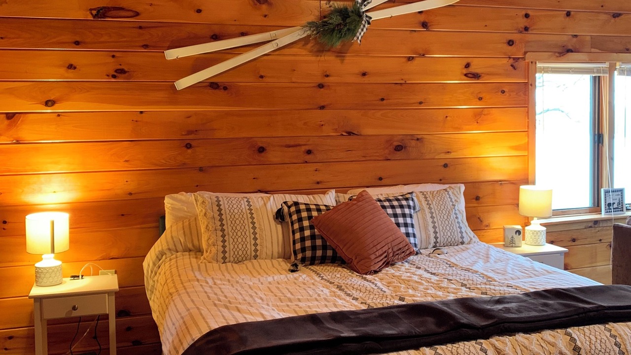 Photo of Bedroom in Lucerne-in-Maine