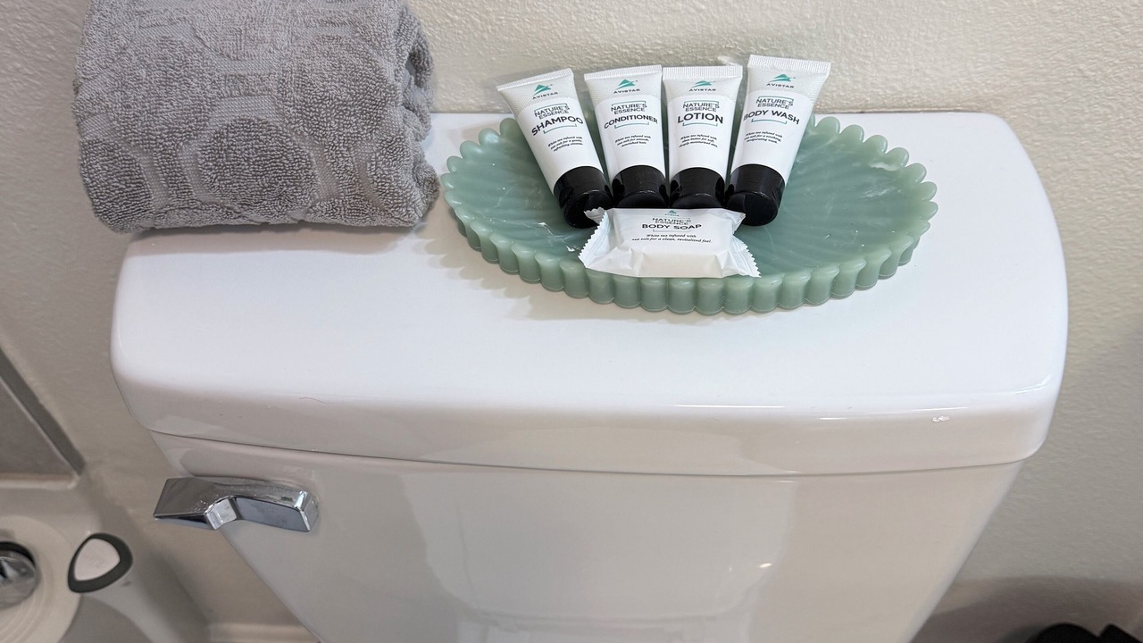 Photo of Bathroom in Temple Crest