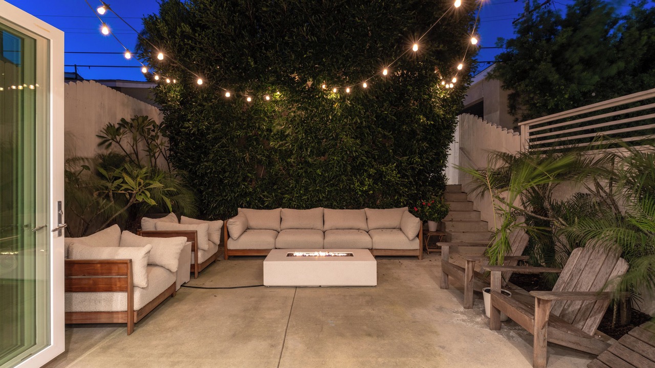 Photo of Patio Balcony in La Jolla Mesa