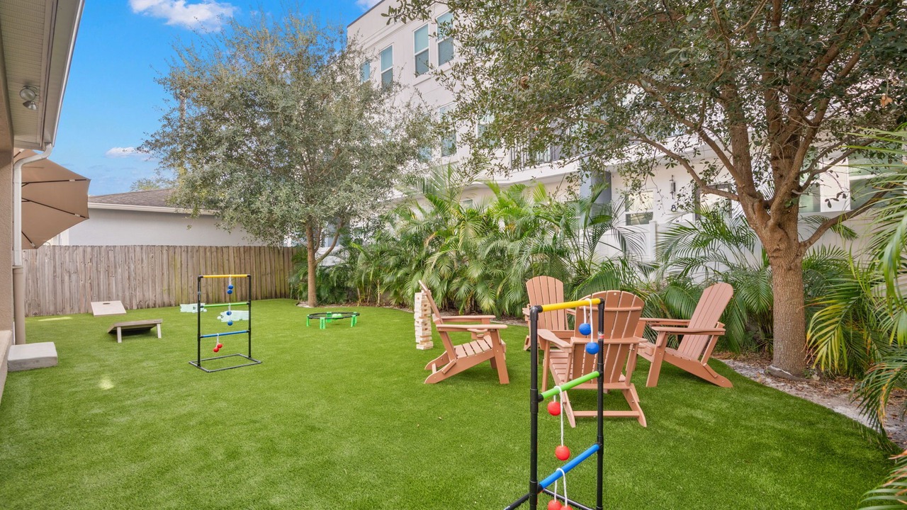 Photo of Outdoor in North Hyde Park