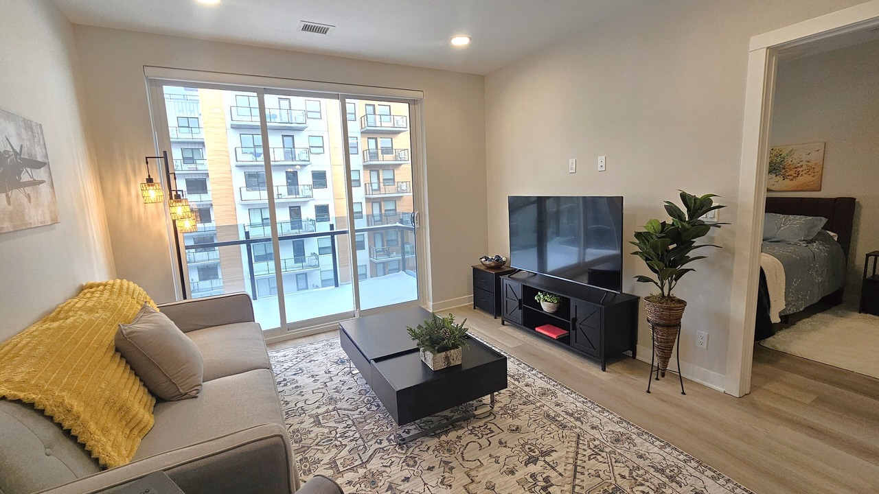 Photo of Livingroom in University District