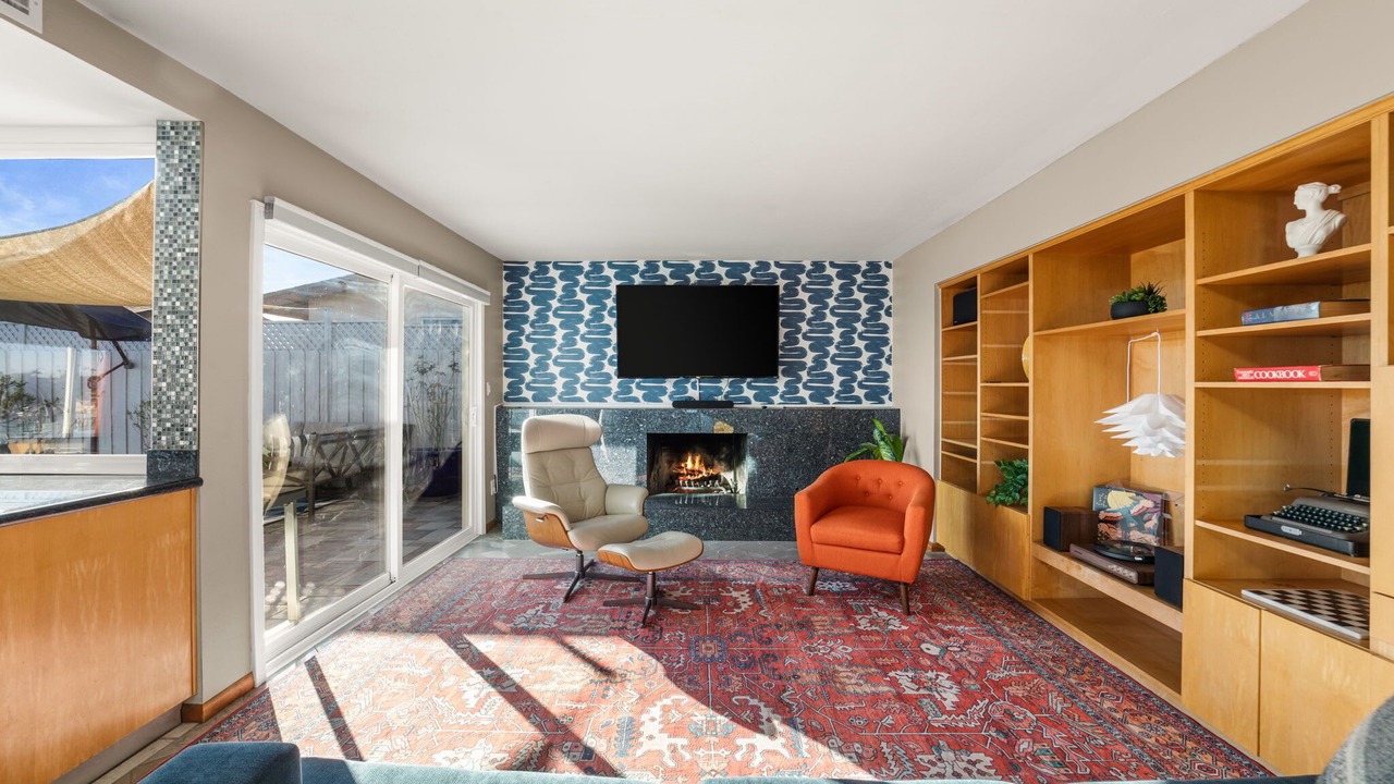 Photo of Livingroom in Bay Ho