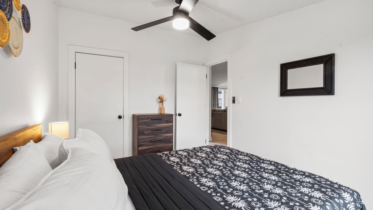 Photo of Bedroom in Canyon Lake