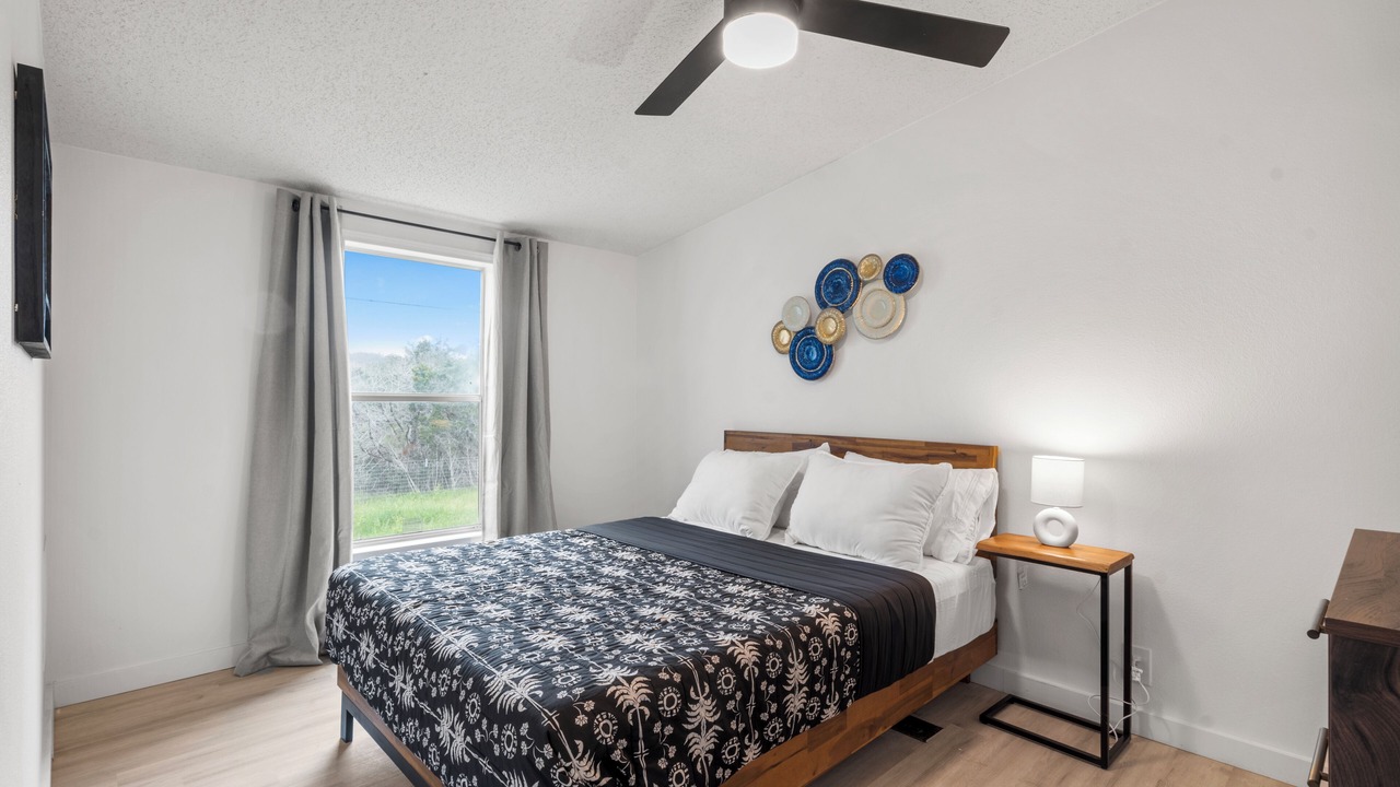 Photo of Bedroom in Canyon Lake