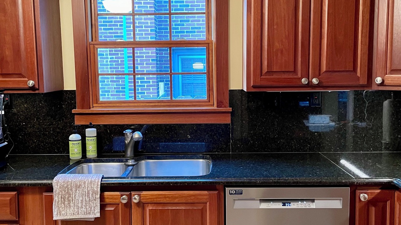 Photo of Kitchen in College Hill