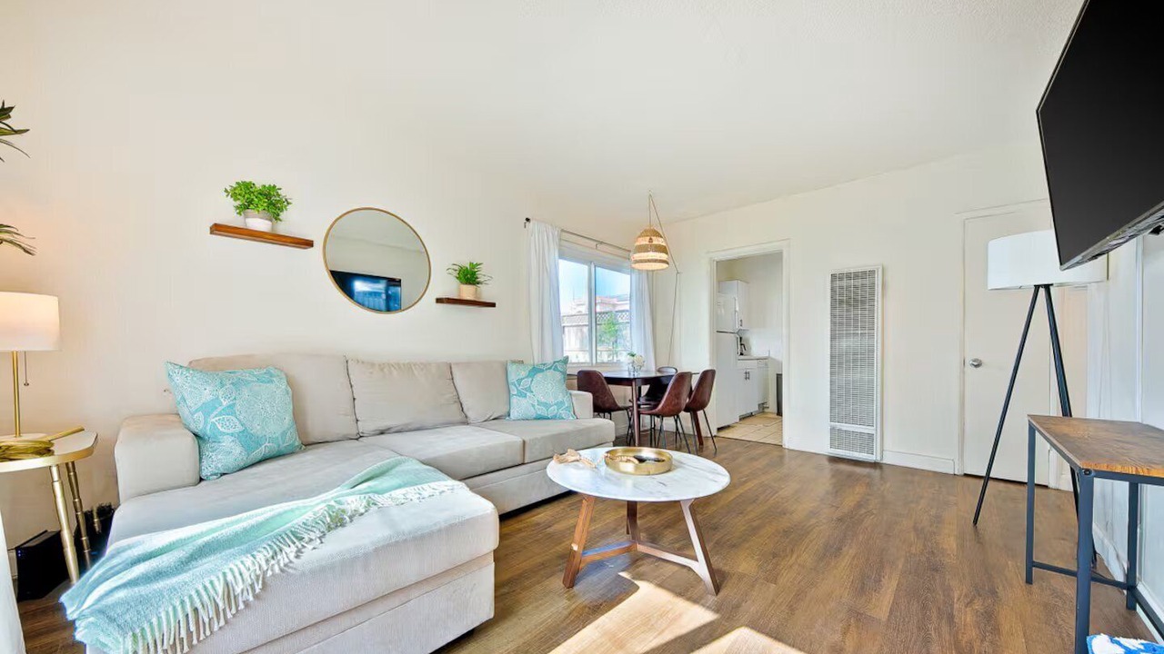 Photo of Livingroom in Beach Barber Tract