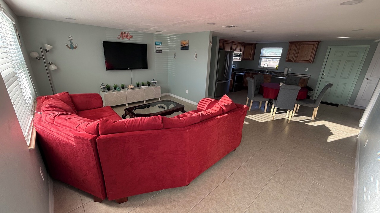 Photo of Livingroom in Riverview