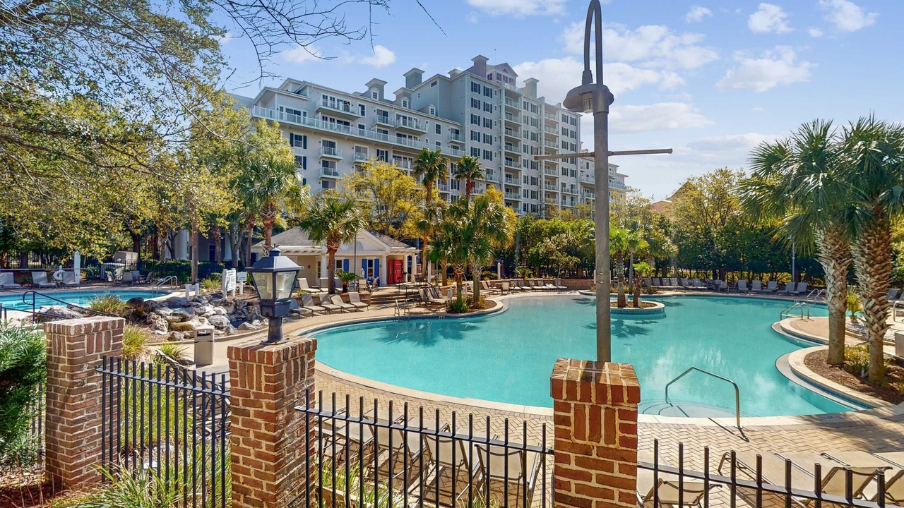 Photo of Outdoor in Baytowne Wharf