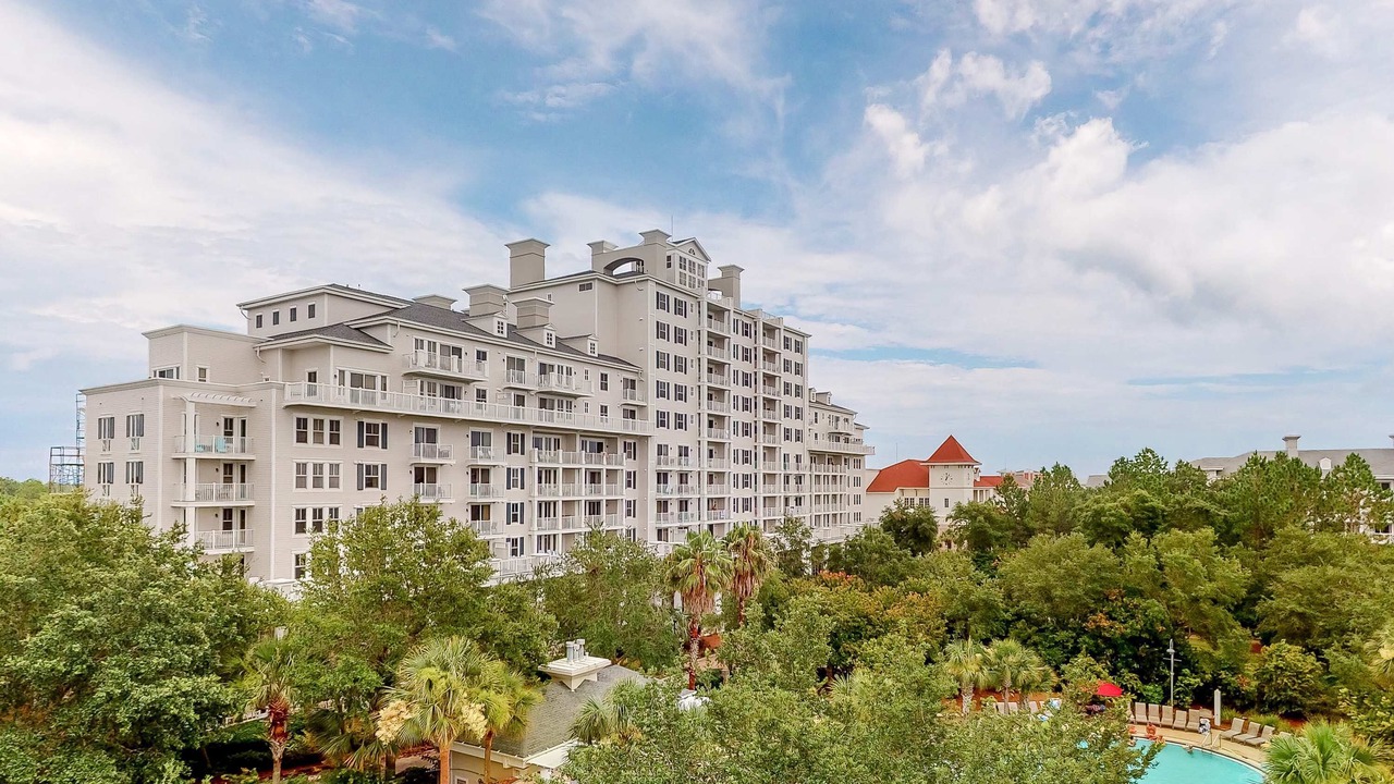 Photo of Outdoor in Baytowne Wharf