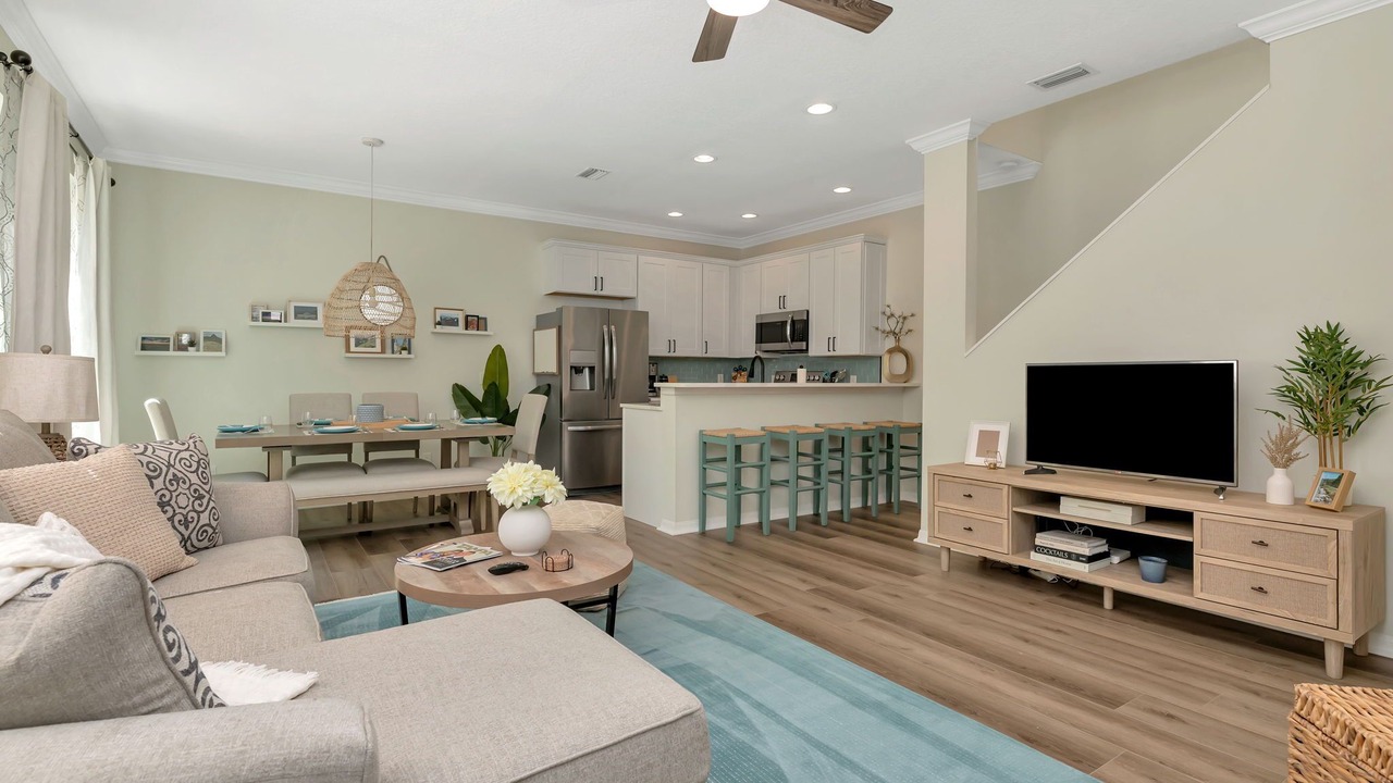 Photo of Livingroom in Courier City - Oscawana