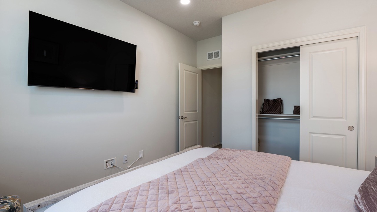 Photo of Bedroom in Northeast Heights