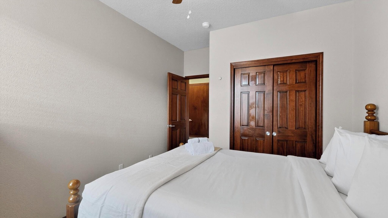Photo of Bedroom in North Valley