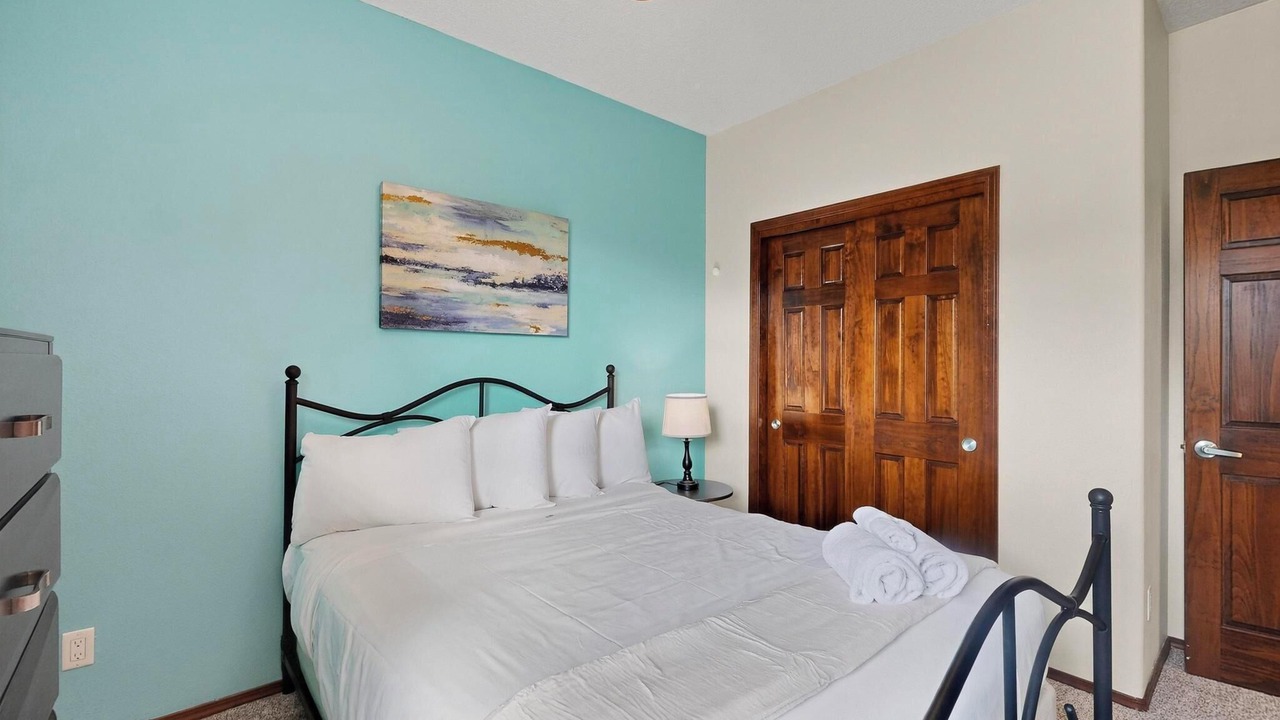 Photo of Bedroom in North Valley