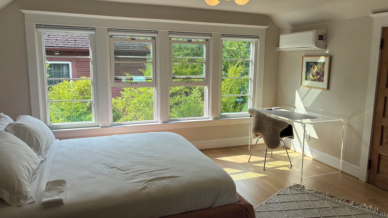Photo of Bedroom in Irvington