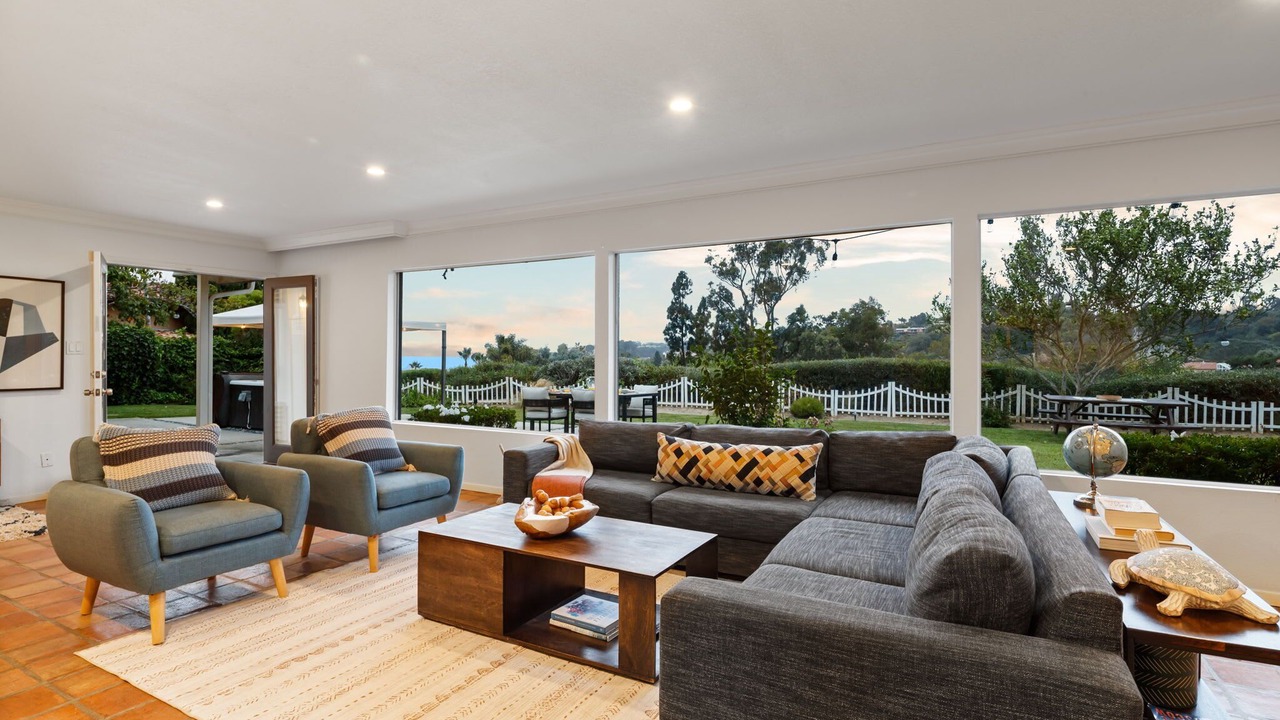 Photo of Livingroom in Hidden Valley