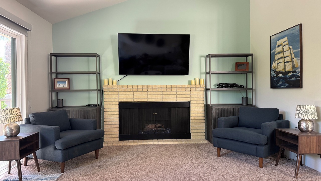 Photo of Livingroom in Indian Canyon