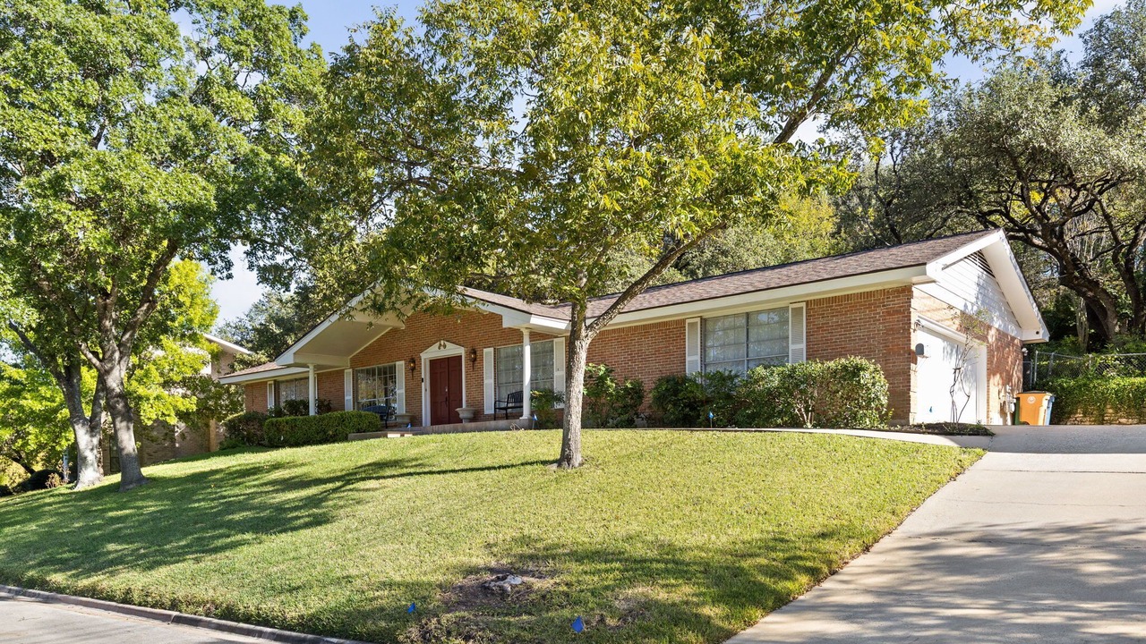 Photo of Outdoor in Barton Hills