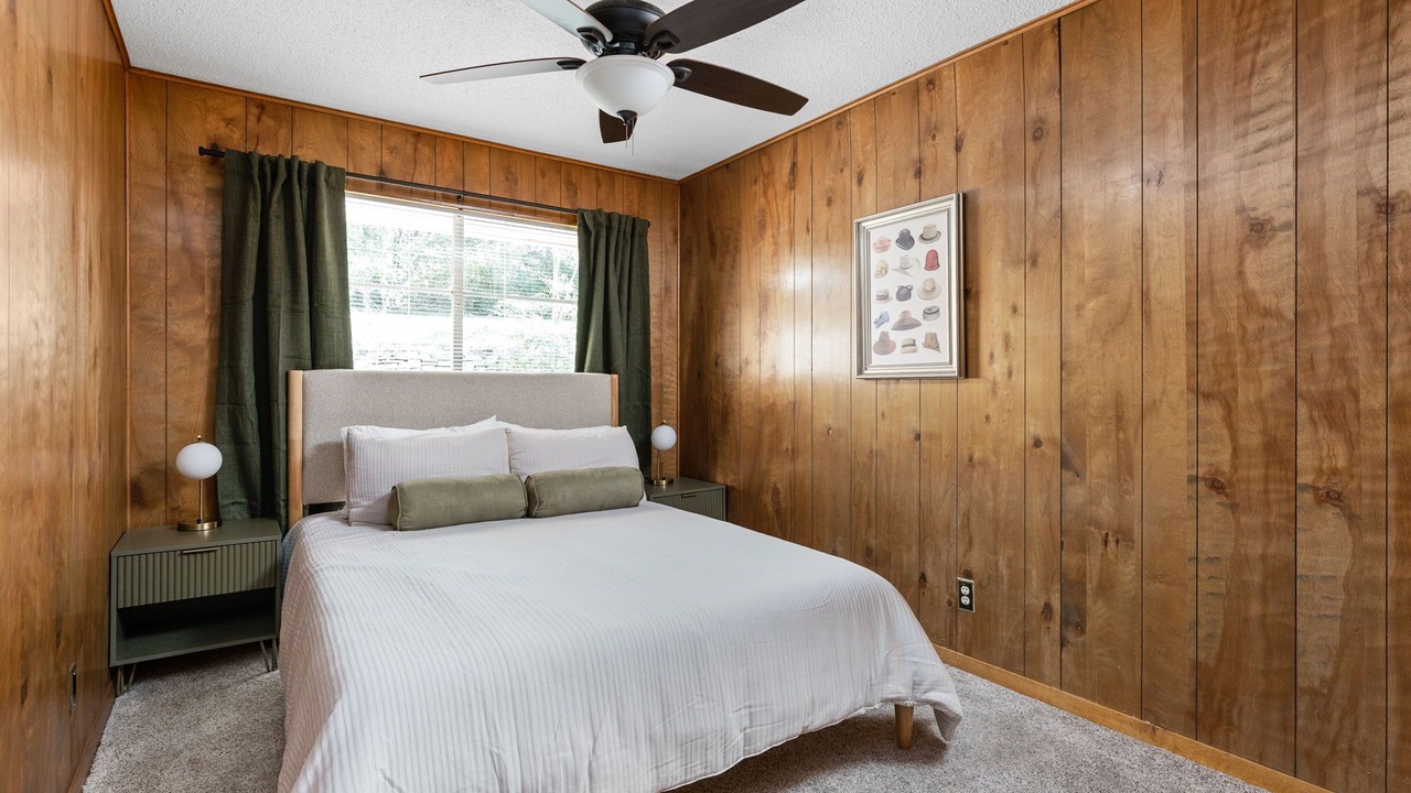Photo of Bedroom in Barton Hills