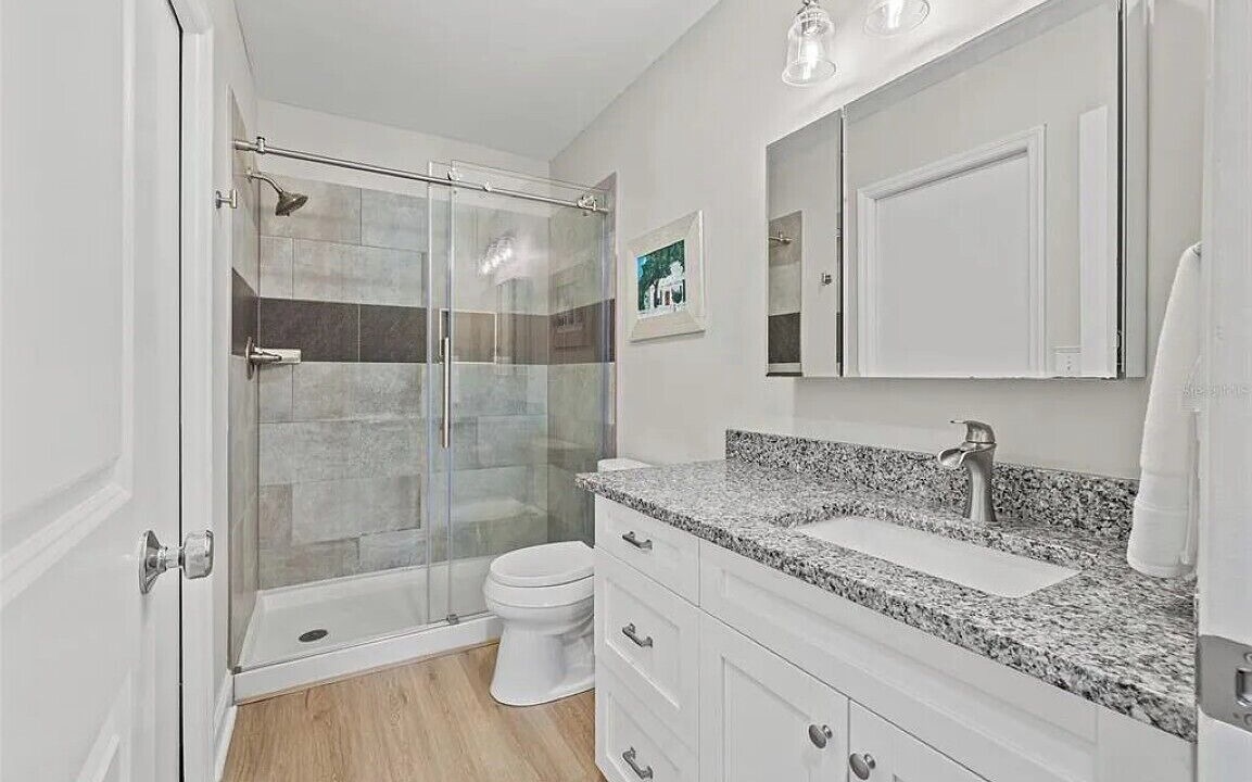 Photo of Bathroom in Island Estate