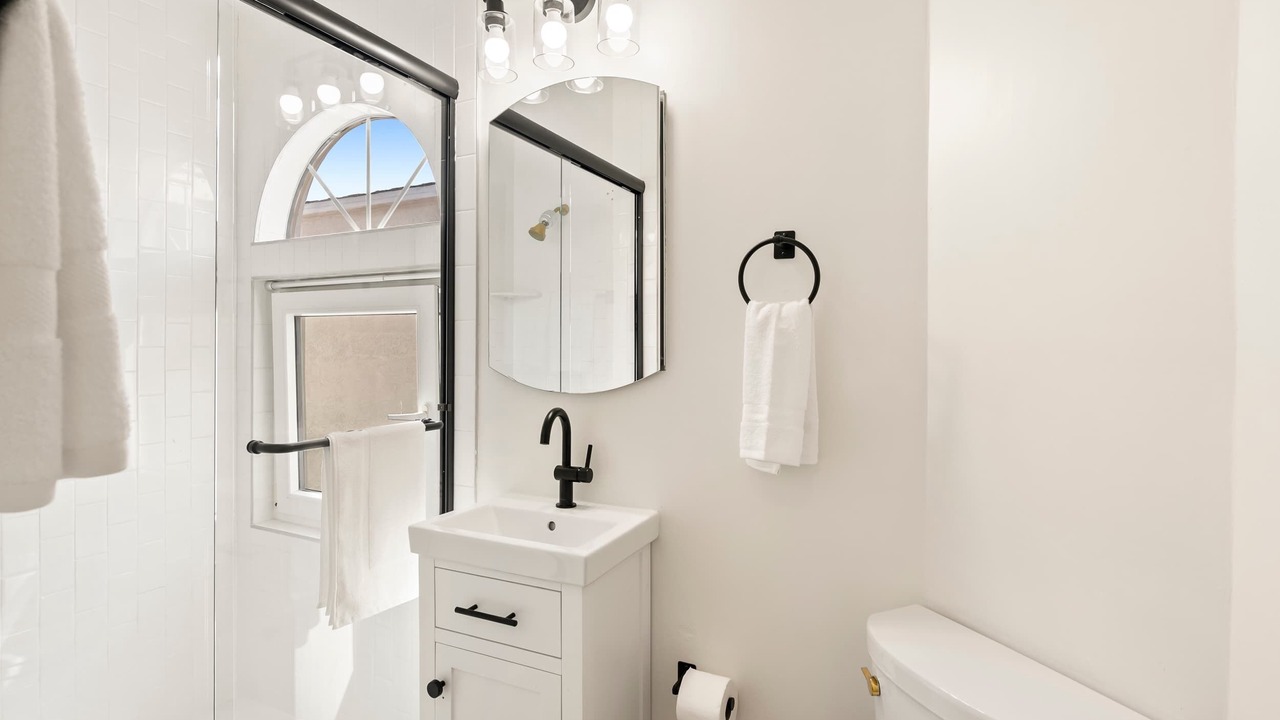 Photo of Bathroom in Beach Barber Tract