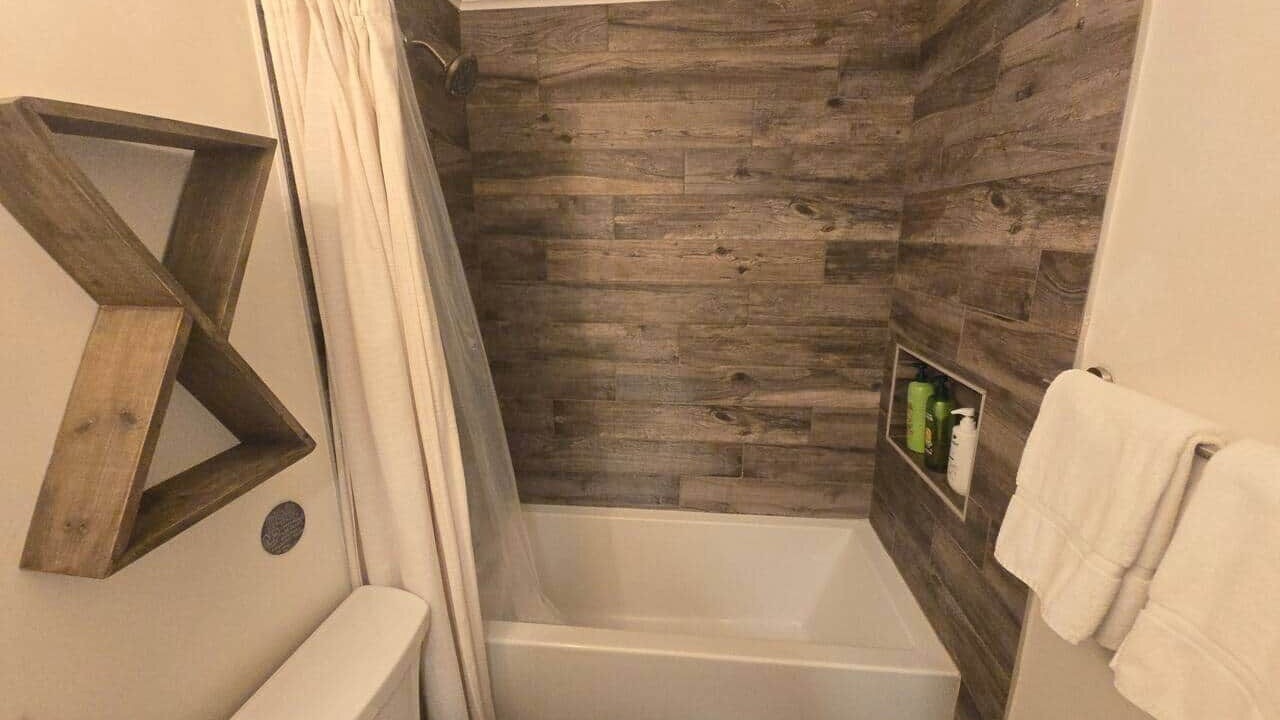 Photo of Bathroom in Dixon Park