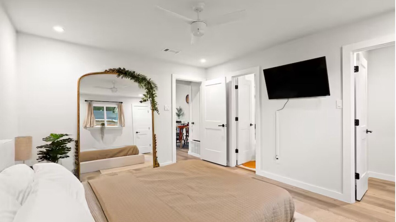 Photo of Bedroom in Barton Hills