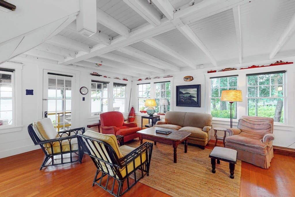 Photo of Livingroom in Cushing