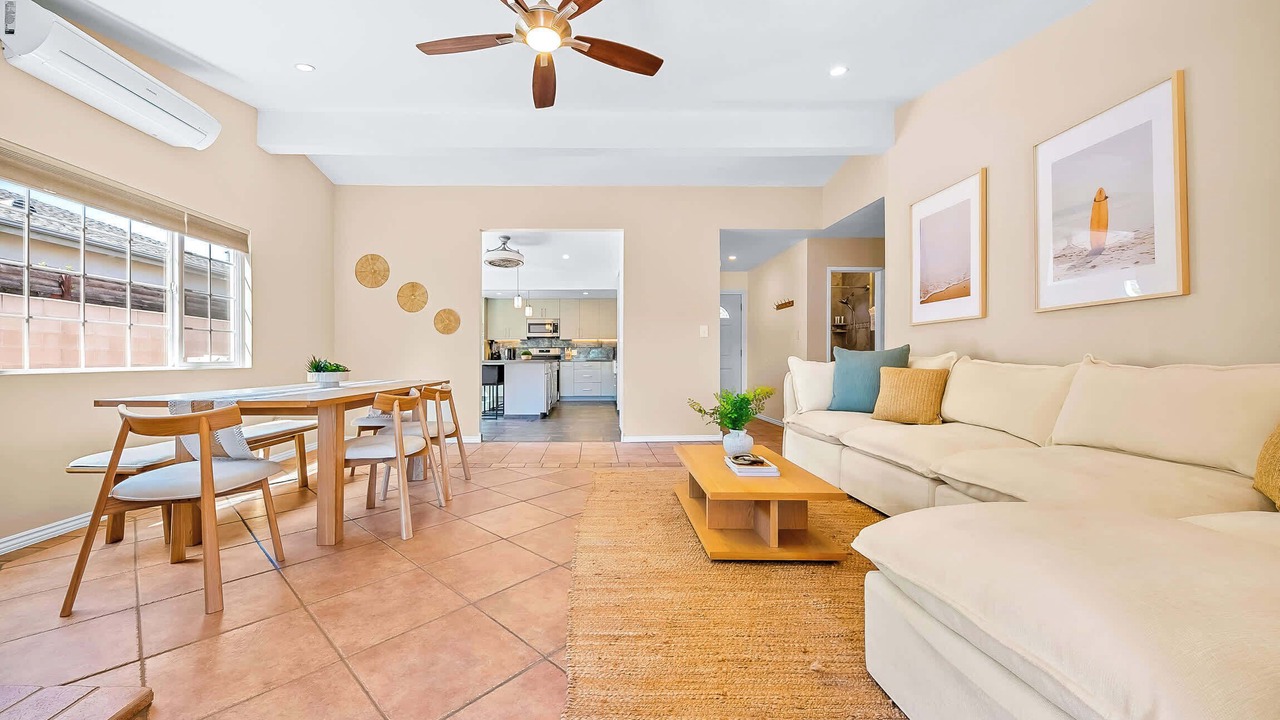 Photo of Livingroom in Bay Ho
